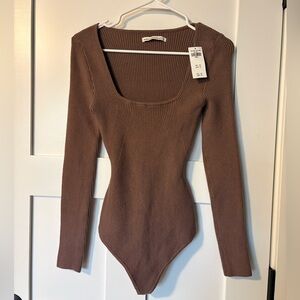 NWT Abercrombie & Fitch Ribbed Scoop Neck Long Sleeve Bodysuit - Brown
